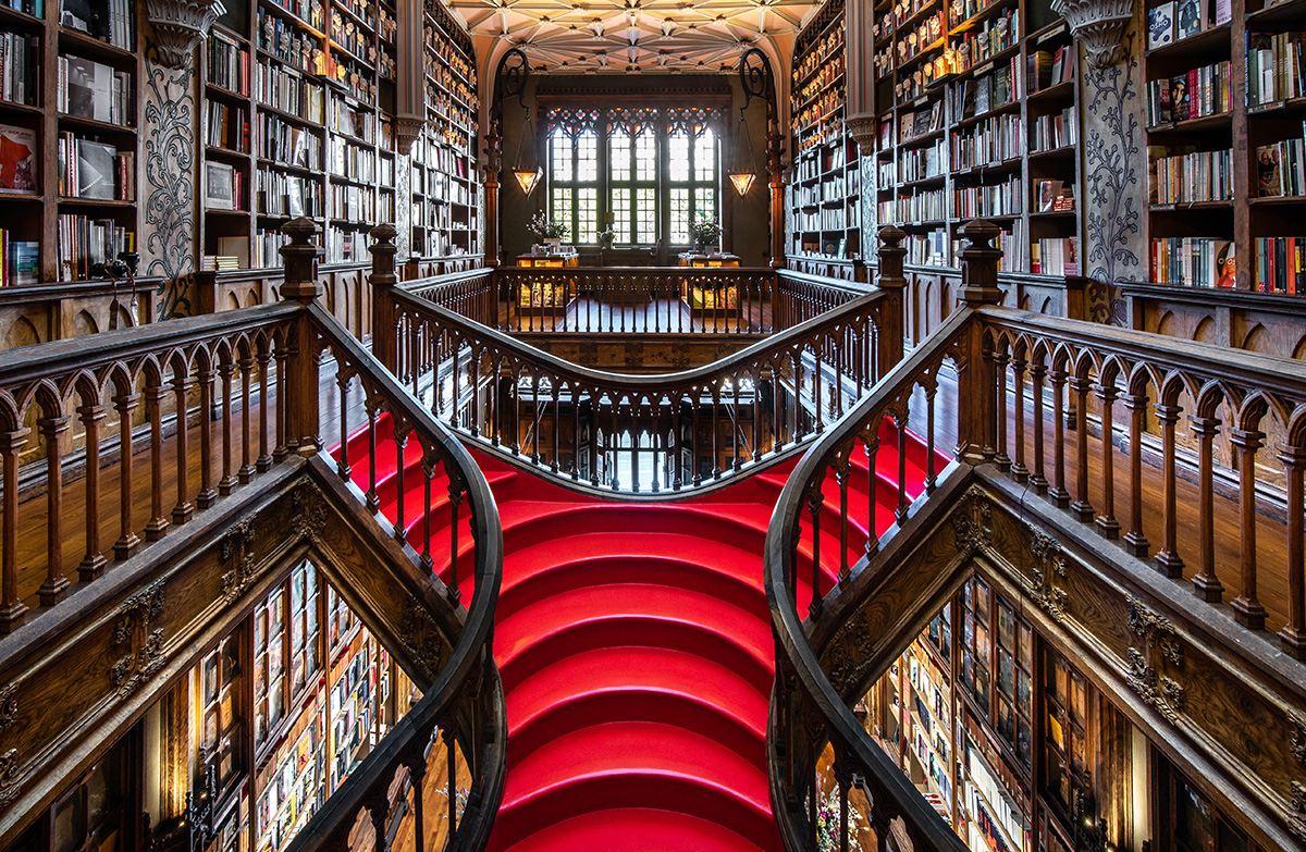 Livraria-Lello-i-Porto.jpg